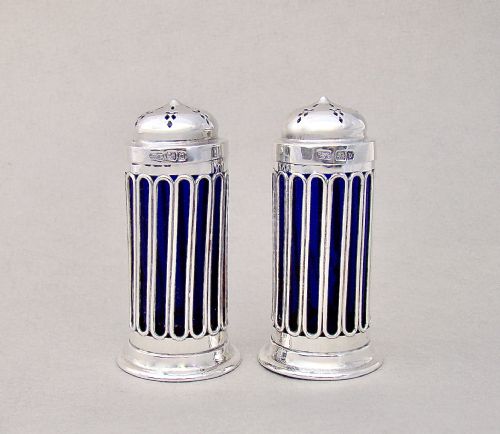 Elegant Pair of Silver Wirework Pepperettes by Robert Fead Mosley, Sheffield 1913