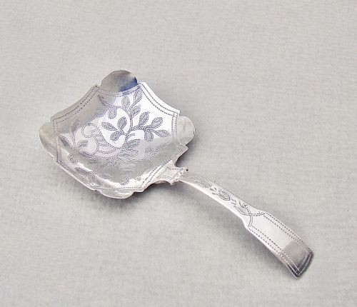 fig 2. EXQUISITE GEORGIAN SILVER CADDY SPOON BY JAMES COLLINS, BIRMINGHAM 1825