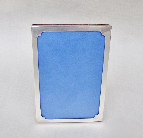 Elegant Art Deco Solid Silver Photo Frame by Sanders & Mackenzie, Birmingham, 1929
