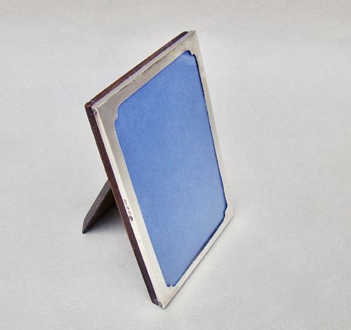 fig 2. ELEGANT ART DECO SOLID SILVER PHOTO FRAME BY SANDERS & MACKENZIE, BIRMINGHAM, 1929
