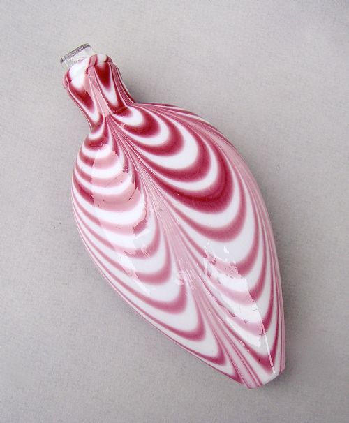 fig 1. BEAUTIFUL EARLY VICTORIAN NAILSEA GLASS FLASK, CIRCA 1840