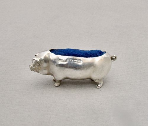 fig 1. SMALL EDWARDIAN SILVER PIG PIN CUSHION BY LEVI & SALAMAN, BIRMINGHAM 1906
