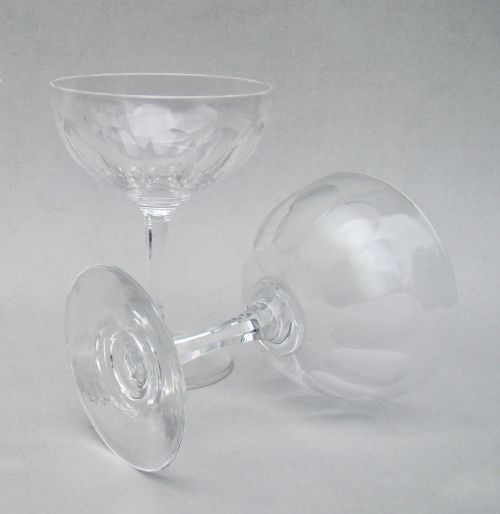 ELEGANT PAIR OF VICTORIAN SLICEDCUT CHAMPAGNE COUPES CIRCA 1890 - ADDITIONAL PHOTO 1