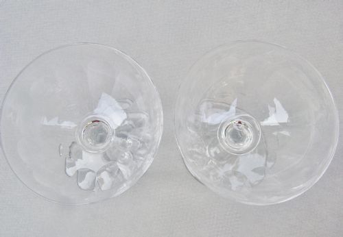 ELEGANT PAIR OF VICTORIAN SLICEDCUT CHAMPAGNE COUPES CIRCA 1890 - ADDITIONAL PHOTO 3