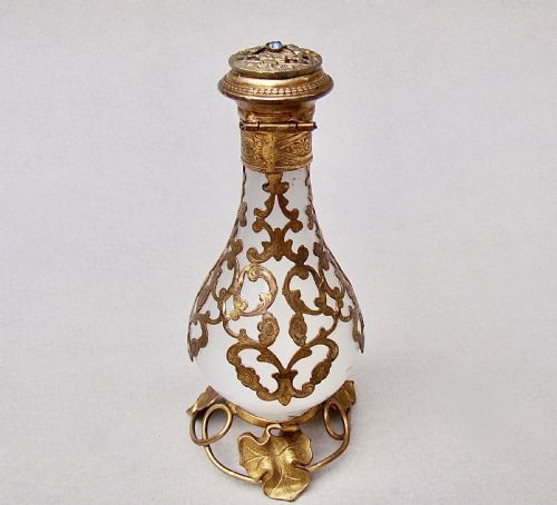 fig 1. FABULOUS 19TH C. FRENCH PALAIS ROYAL OPALINE GLASS SCENT BOTTLE, CIRCA 1880