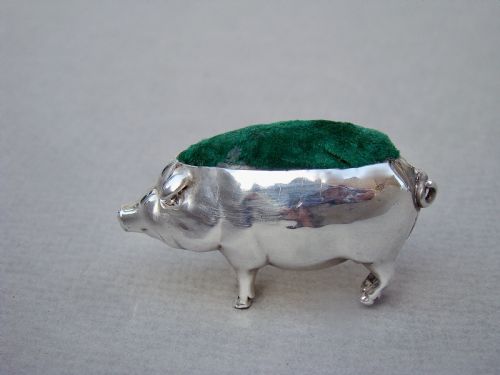 fig 2. EDWARDIAN SILVER PIG PIN CUSHION BY ADIE & LOVEKIN, BIRMINGHAM 1902