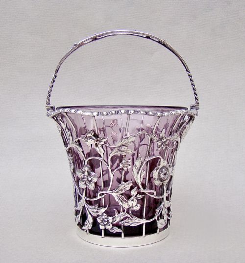 Fabulous Edwardian Silver Wirework Basket by William Comyns, London 1909