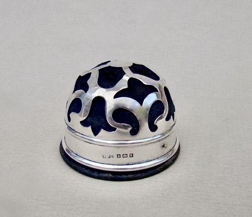 fig 1. EDWARDIAN SILVER PIN CUSHION BY EDWARD SOUTER BARNSLEY, BIRMINGHAM 1908