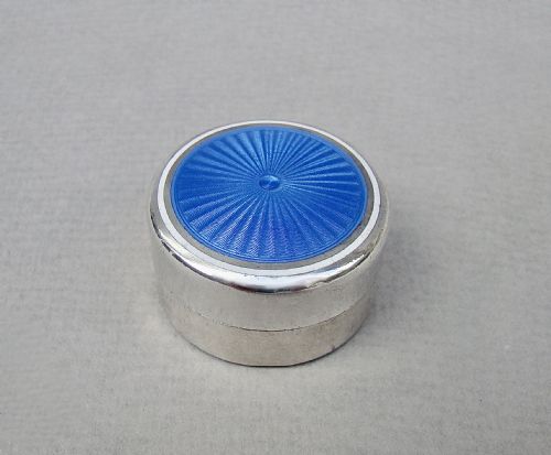 fig 1. EXQUISITE FRENCH SILVER AND GUILLOCHE ENAMEL PILL BOX, CIRCA 1910