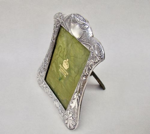 fig 3. FABULOUS ART NOUVEAU SILVER PHOTO FRAME BY LAURENCE EMANUEL, BIRMINGHAM 1906