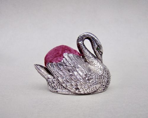 fig 1. EXQUISITE VICTORIAN SILVER SWAN PIN CUSHION BY LEVI & SALAMAN, BIRMINGHAM 1899