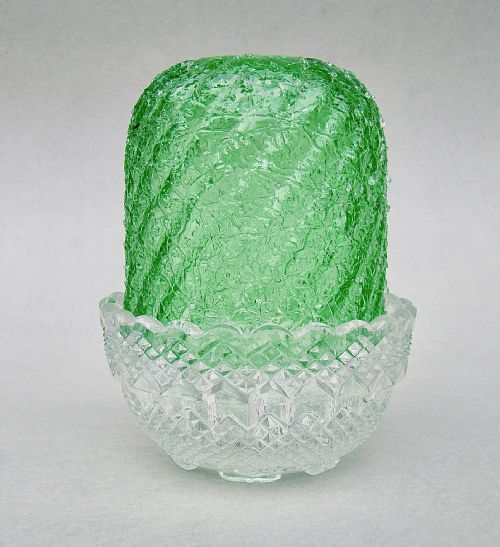 Rare Victorian "Clarke" Pyramid Uranium Crackle Glass Fairy Light , Circa 1880