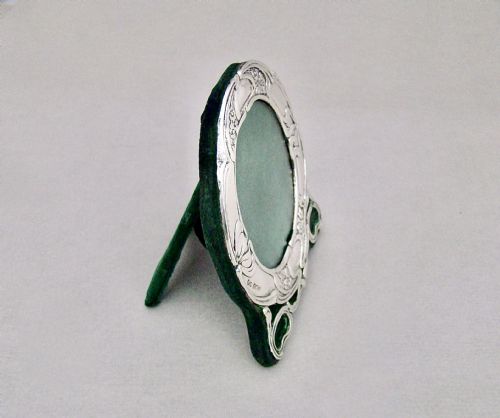 fig 1. ART NOUVEAU SOLID SILVER PHOTO FRAME BY HENRY MATTHEWS, BIRMINGHAM 1902
