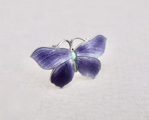 fig 2. SMALL & EXQUISITE ART DECO SILVER & LILAC ENAMEL BUTTERFLY BROOCH BY JOHN ATKINS, CIRCA 1930
