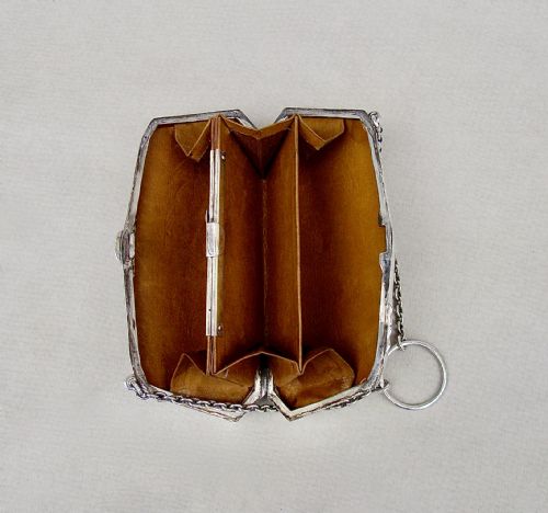 fig 3. GEORGE V SILVER COCKTAIL PURSE BY SHEPHEARD & CO, BIRMINGHAM 1913