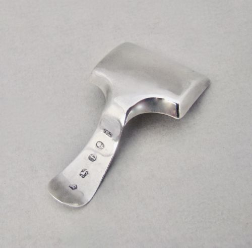 fig 3. UNUSUAL GEORGIAN SILVER SQUARE-SHAPED CADDY SPOON BY COCKS & BETTRIDGE, BIRMINGHAM 1805