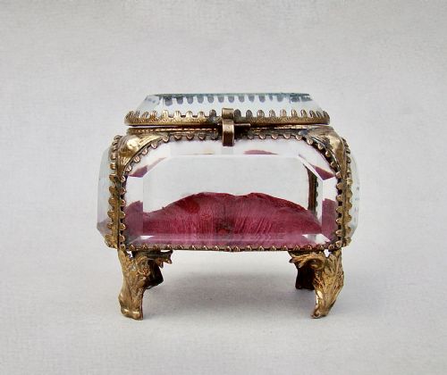 fig 2. EXQUISITE 19TH C. FRENCH ORMULU & BEVELLED GLASS JEWELLERY CASKET, CIRCA 1890