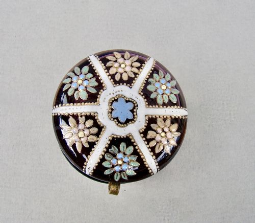 fig 1. 19TH CENTURY FRENCH ENAMELLED AMETHYST GLASS TRINKET BOX, CIRCA 1890
