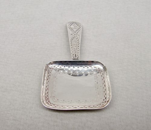 fig 1. UNUSUAL GEORGIAN SILVER CADDY SPOON BY WILLIAM COLLINGS, LONDON 1794