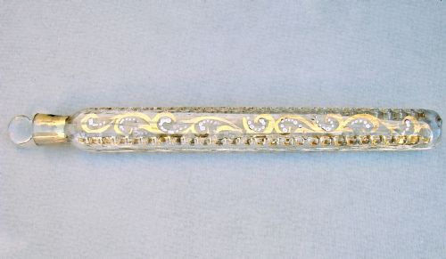 UNUSUAL LARGE OXFORD LAVENDER GILT ENAMELLED SCENT BOTTLE CIRCA 1860 - ADDITIONAL PHOTO 1