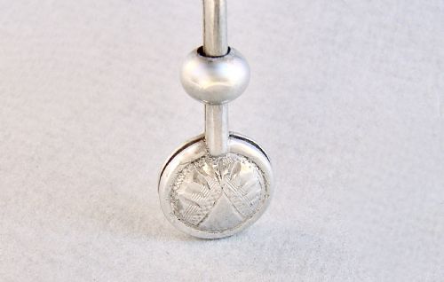 fig 1. ART DECO SILVER NAPKIN HOLDER BY W.H COLLINS, BIRMINGHAM 1933