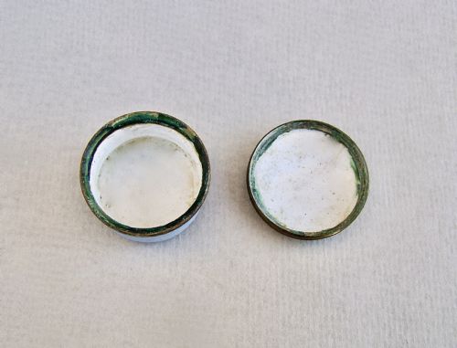 fig 4. EXQUISITE GEORGIAN BILSTON ENAMEL PATCH BOX, CIRCA 1780