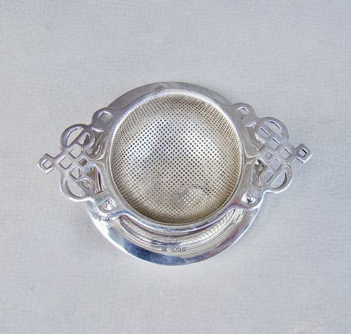 fig 1. FABULOUS SILVER TEA STRAINER & STAND BY HAMMOND, TURNER & SON, BIRMINGHAM 1926