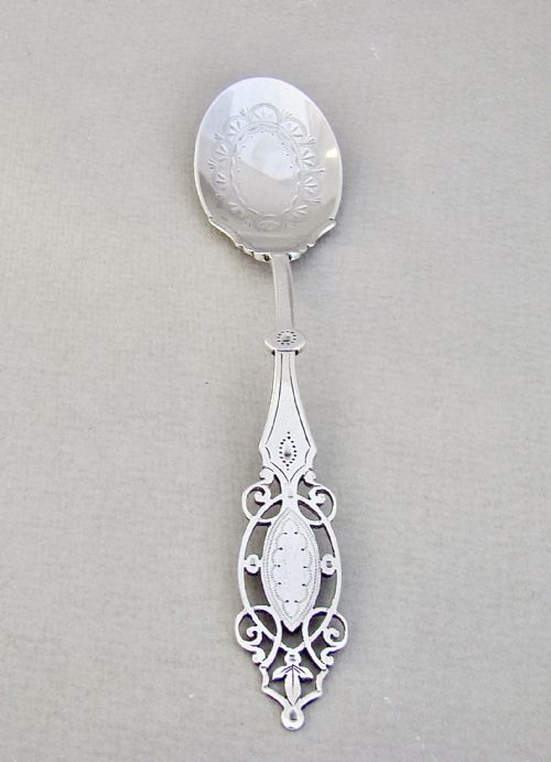 fig 1. EXQUISITE VICTORIAN SILVER PRESERVE SPOON BY MAPPIN & WEBB, SHEFFIELD 1896
