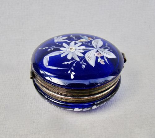fig 2. EXQUISITE 19TH C. FRENCH BRISTOL BLUE GLASS ENAMELLED TRINKET BOX, CIRCA 1890