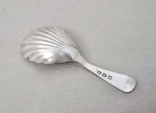 fig 1. EXQUISITE GEORGIAN SILVER CADDY SPOON, LONDON 1815
