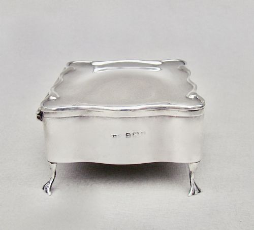 fig 2. EXQUISITE EDWARDIAN SILVER JEWELLERY BOX BY A & J ZIMMERMAN, BIRMINGHAM 1906