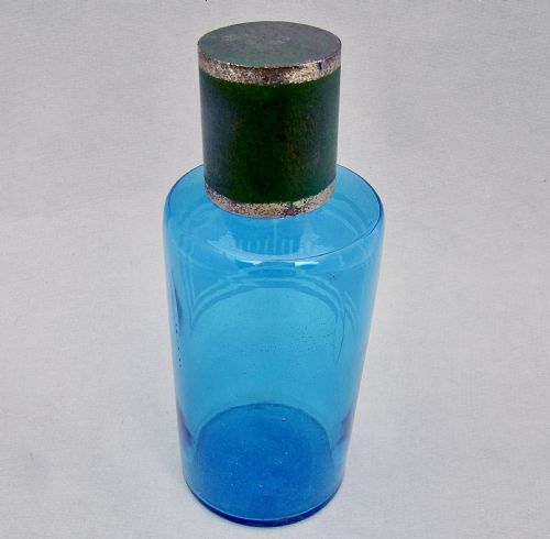 fig 2. RARE 19TH CENTURY FRENCH ETCHED TURQUOISE GLASS APOTHECARY JAR, CIRCA 1890