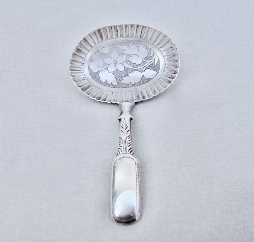 fig 1. DELIGHTFUL GEORGIAN SILVER CADDY SPOON BY JOSEPH TAYLOR, BIRMINGHAM 1815