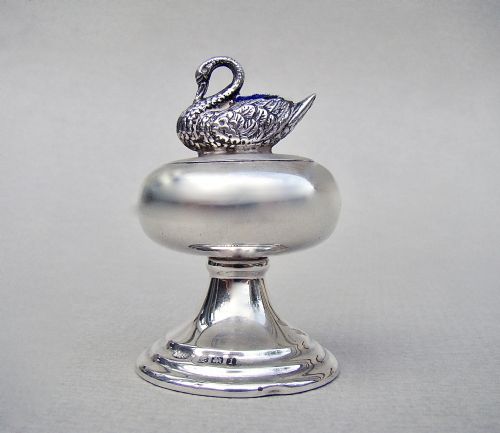 fig 1. RARE GEORGE V SILVER PILL BOX/ PIN CUSHION BY ADIE & LOVEKIN, BIRMINGHAM 1910