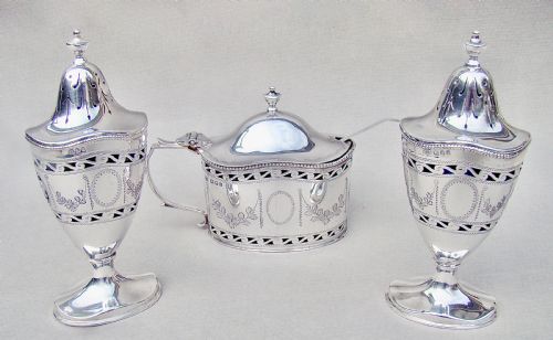 Elegant Georgian Revival Condiment Set by William Comyns, London 1934