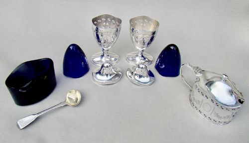 fig 3. ELEGANT GEORGIAN REVIVAL CONDIMENT SET BY WILLIAM COMYNS, LONDON 1934