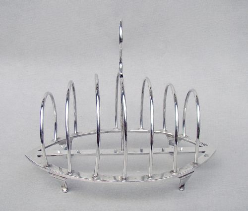 fig 1. FABULOUS EDWARDIAN SILVER LARGE TOAST RACK BY THE GOLDSMITHS & SILVERSMITHS COMPANY, LONDON 1909