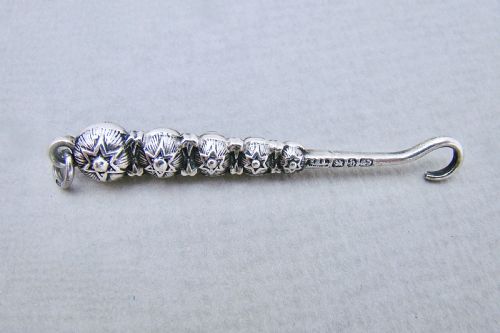 fig 2. RARE VICTORIAN SILVER & GREY BANDED AGATE CHATELAINE BUTTON HOOK BY ADIE & LOVEKIN, BIRMINGHAM 1894