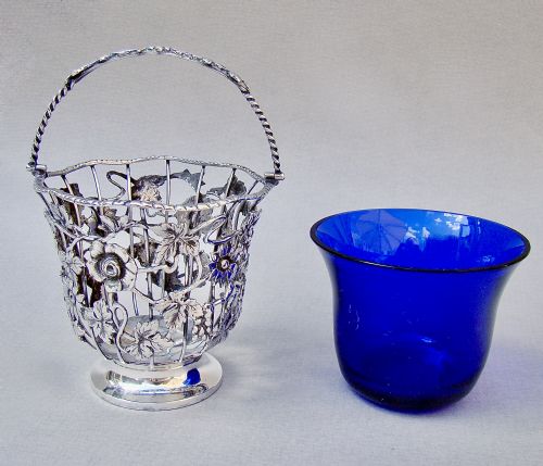 fig 3. EXQUISITE EDWARDIAN SILVER WIREWORK SUGAR BASKET BY WILLIAM COMYNS, LONODN 1907