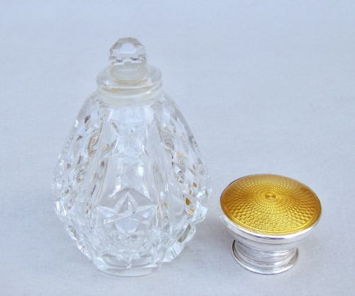 fig 2. STUNNING ART DECO SILVER & GUILLOCHE ENAMEL SCENT BOTTLE BY WALKER & HALL, BIRMINGHAM 1927