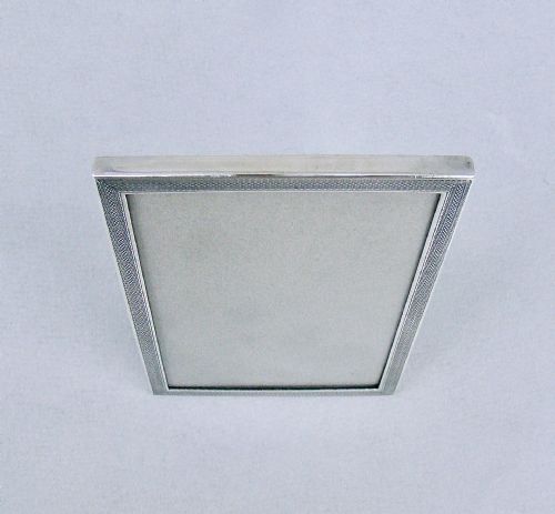 fig 2. ELEGANT ART DECO ENGINE-TURNED SILVER PHOTO FRAME BY GREEN & CADBURY LTD, BIRMINGHAM, 1931
