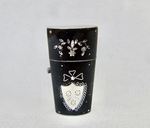 fig 2. GEORGIAN SILVER MOUNTED PIQUE TORTOISESHELL SCENT BOTTLE ETUI, CIRCA 1780