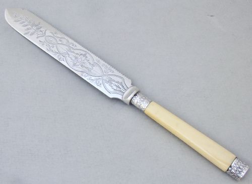 fig 2. CASED VICTORIAN SILVER PLATED CAKE KNIFE BY JONAS BOWEN & SONS, BIRMINGHAM CIRCA 1870