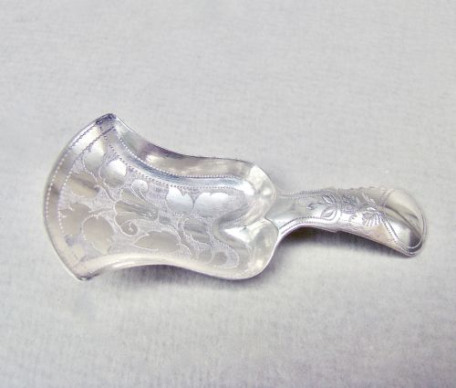 fig 2. DELIGHTFUL GEORGIAN SILVER TULIP-SHAPED CADDY SPOON BY JOHN THORNTON, BIRMINGHAM 1790