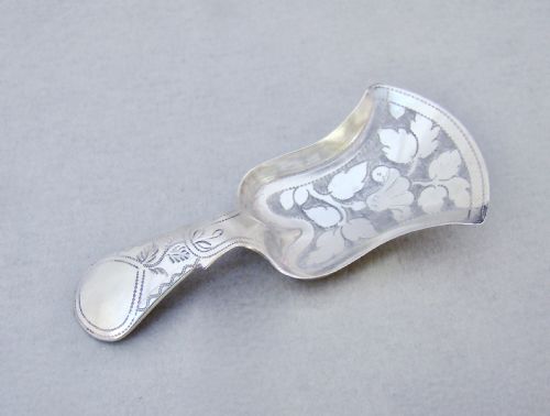 fig 1. DELIGHTFUL GEORGIAN SILVER TULIP-SHAPED CADDY SPOON BY JOHN THORNTON, BIRMINGHAM 1790