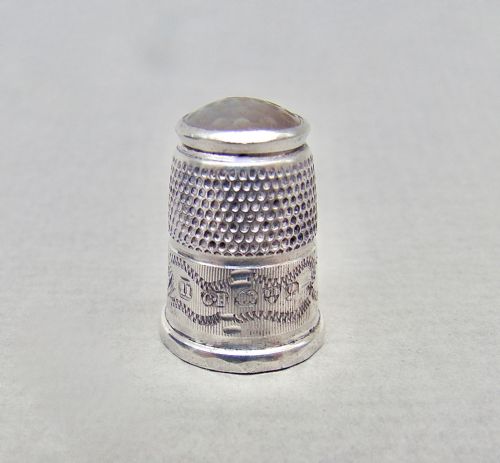 fig 2. RARE CASED SILVER & AGATE THIMBLE BY CHARLES HORNER, CHESTER 1911
