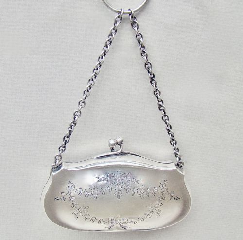 fig 1. DELIGHTFUL GEORGE V SILVER COCKTAIL PURSE BY GEORGE EDWIN WALTON, BIRMINGHAM 1918