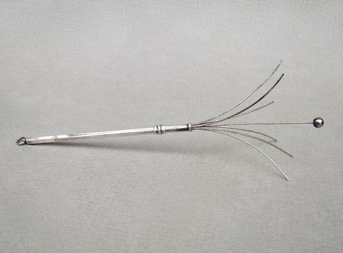 fig 1. ART DECO STERLING SILVER COCKTAIL SWIZZLE STICK BY DEAKIN & FRANCIS, BIRMINGHAM 1933
