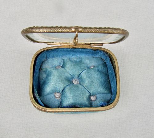 fig 2. DELIGHTFUL FRENCH BEVELLED GLASS TRINKET BOX, CIRCA 1890