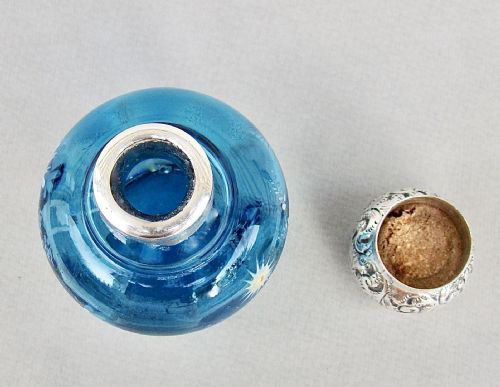 fig 2. EDWARDIAN SILVER LIDDED TURQUOISE ENAMELLED GLASS SCENT BOTTLE BY CHARLES MAY, BIRMINGHAM 1905
